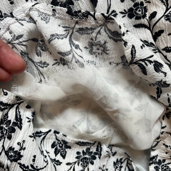 Romper - Picture 3 of 5